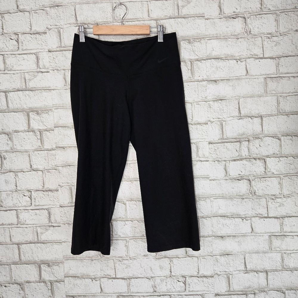 NIKE‎ black leggings